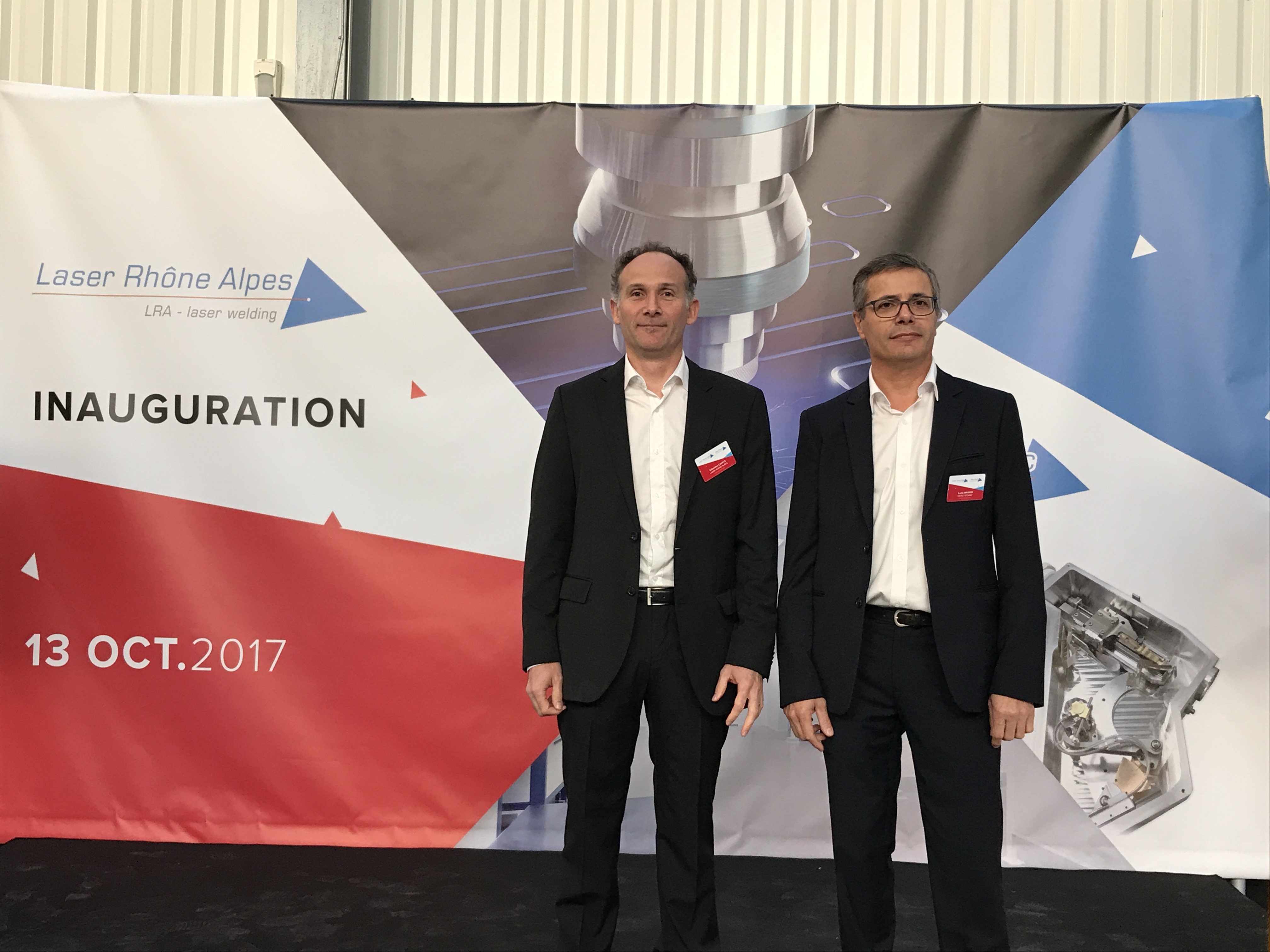 Sébastien Lafaye, directeur de l'usine Laser Rhône-Alpes, et Lucio Maggio, directeur général de Laser Rhône-Alpes et Micro Technic