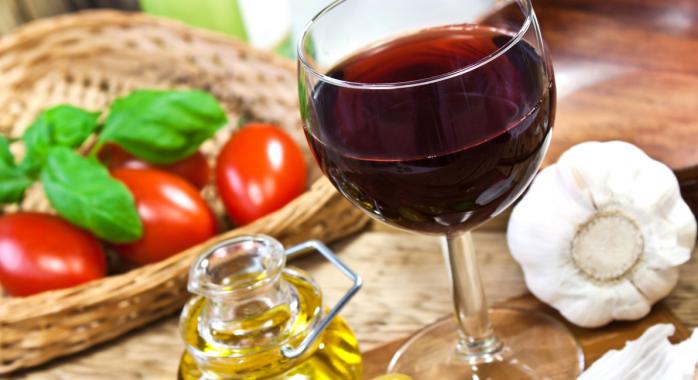 La cuisine et les vins d'Italie ©AdobeStock Les vins italiens