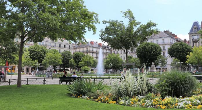 Place Victor Hugo, Grenoble