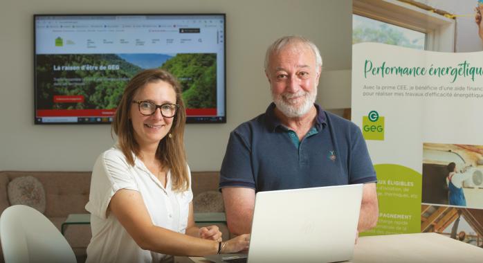 Laurène Canova, responsable achat d’énergies et produits dérivés, et pilote de l’activité CEE, et Frédéric Desmergers, technico-commercial CEE