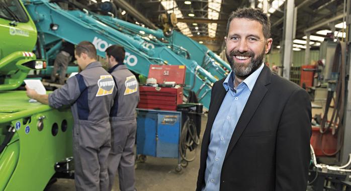 Pierre Llorach, dans ses locaux de Domène.