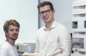 Thomas Bachelart, directeur scientifique, et Matthieu Gasc, cofondateur de Drug Optimal © J.M. Blache